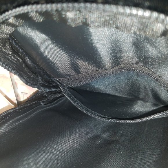 Shoulder pack - Picture 4 of 10